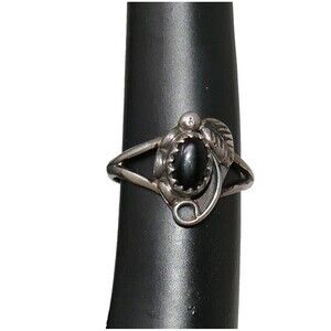 Silver Cloud SC Sterling Silver Black Onyx Cabochon Ring Size 3.5